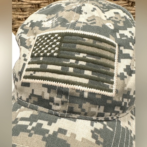 NWT: Camouflage Military Premium baseball cap- Adjustable - Picture 5 of 8